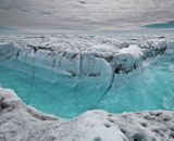 В Гренландии найдено незамерзающее озеро