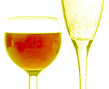 Газы шампанского по-разному выделяются в фужере и бокале