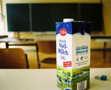 Чем полезно школьное молоко